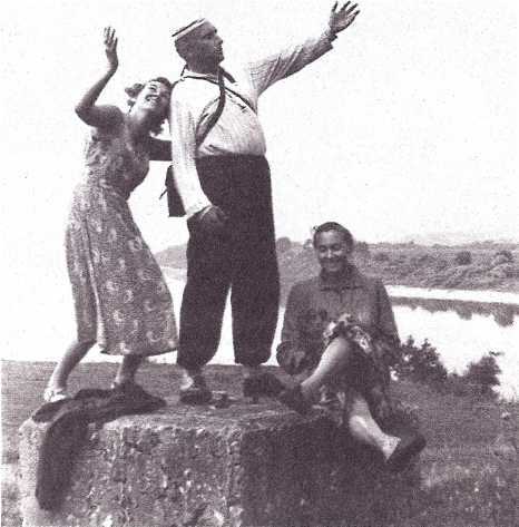 На качелях XX века - i_077.jpg