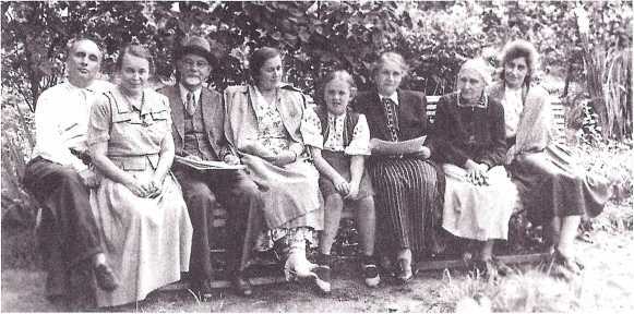 На качелях XX века - i_079.jpg