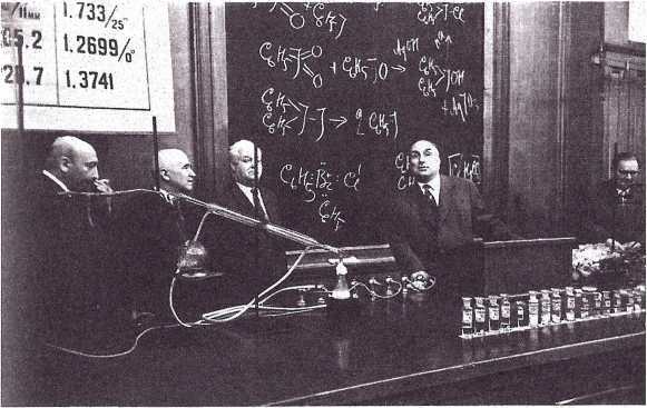 На качелях XX века - i_082.jpg