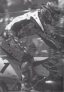 Профессиональные приемы вождения кроссового мотоцикла и эндуро - i_013.jpg