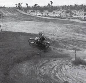 Профессиональные приемы вождения кроссового мотоцикла и эндуро - i_036.jpg