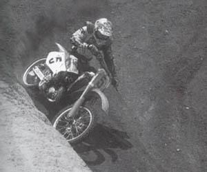 Профессиональные приемы вождения кроссового мотоцикла и эндуро - i_040.jpg