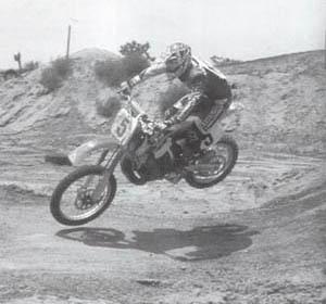 Профессиональные приемы вождения кроссового мотоцикла и эндуро - i_041.jpg