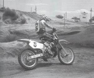 Профессиональные приемы вождения кроссового мотоцикла и эндуро - i_048.jpg