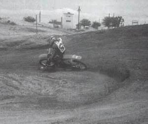 Профессиональные приемы вождения кроссового мотоцикла и эндуро - i_052.jpg