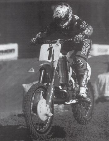 Профессиональные приемы вождения кроссового мотоцикла и эндуро - i_096.jpg