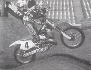 Профессиональные приемы вождения кроссового мотоцикла и эндуро - i_099.jpg