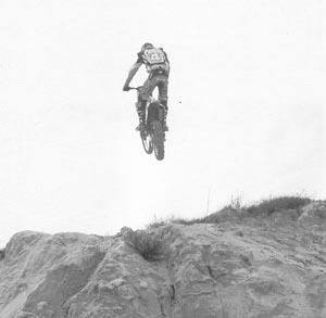 Профессиональные приемы вождения кроссового мотоцикла и эндуро - i_172.jpg